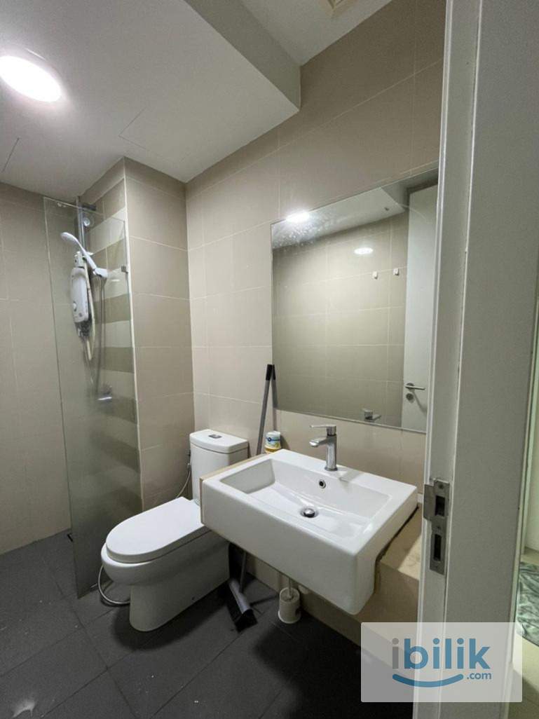 Master Rooms/ Common Rooms Available - Image 7