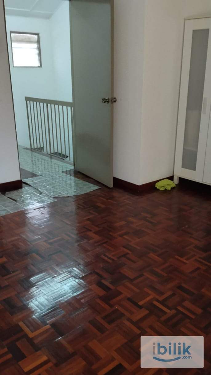 Master Room for rent ( FEMALE ) - Image 1