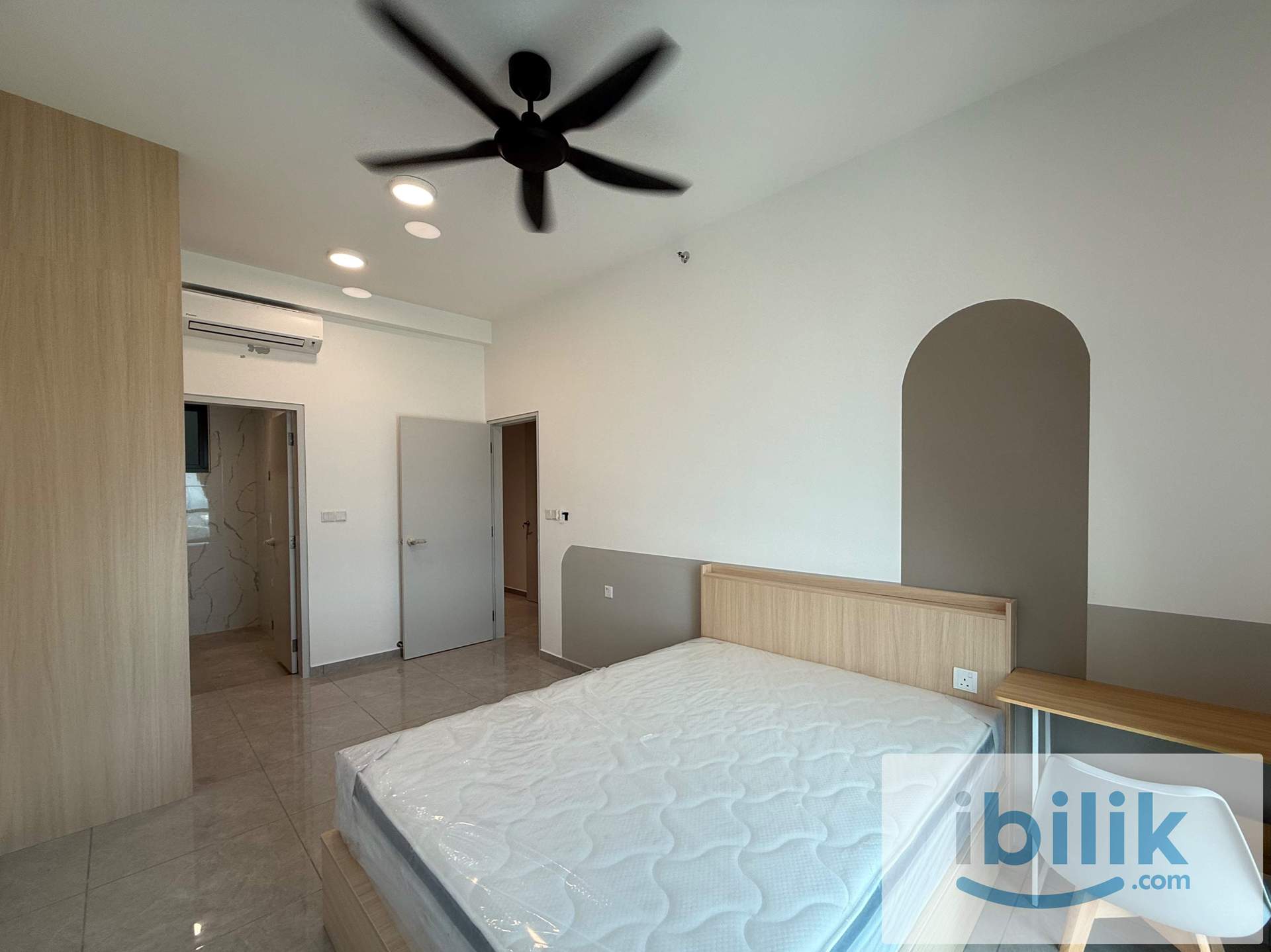 NEWLY RENOVATED Master Room @ Savana Residence, Batu Kawan - Image 1
