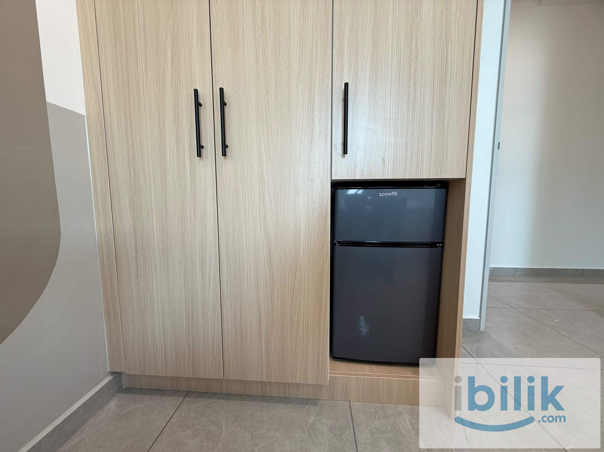 FEMALE UNIT NEWLY RENOVATED Middle Room @ Savana Residence, Batu Kawan - Image 3