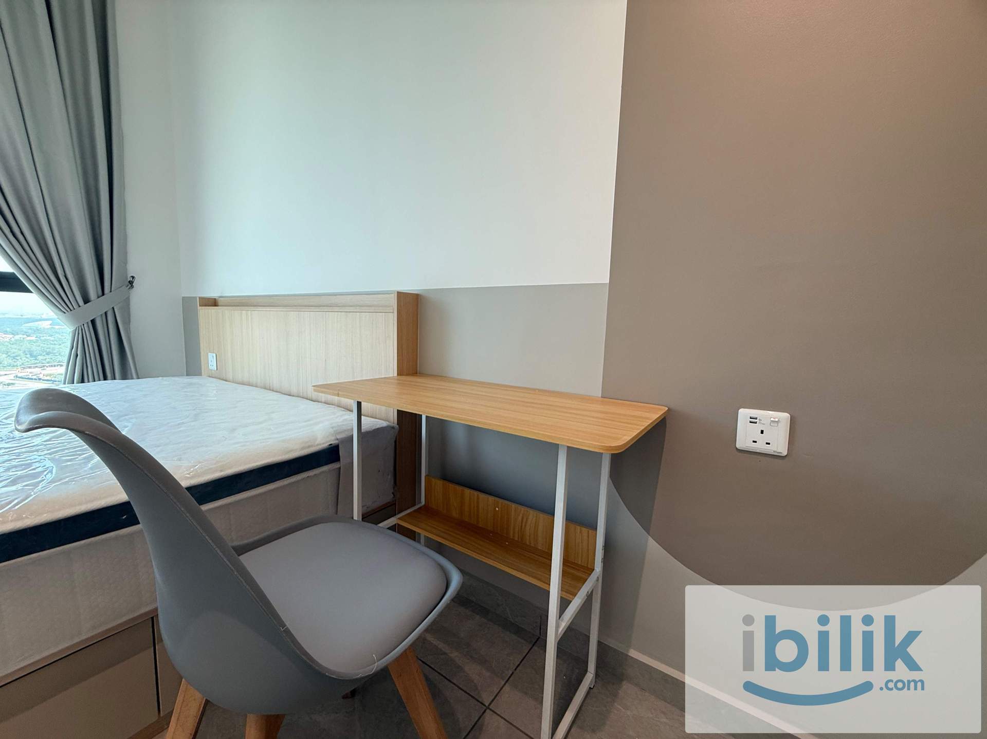FEMALE UNIT NEWLY RENOVATED Middle Room @ Savana Residence, Batu Kawan - Image 4