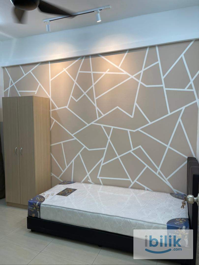 Fully furnished room/ Wifi/ Cleaning include - Image 2