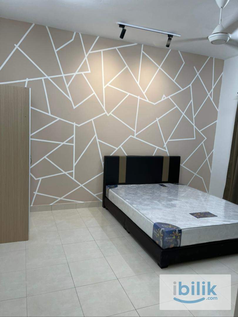 Fully furnished room/ Wifi/ Cleaning include - Image 5