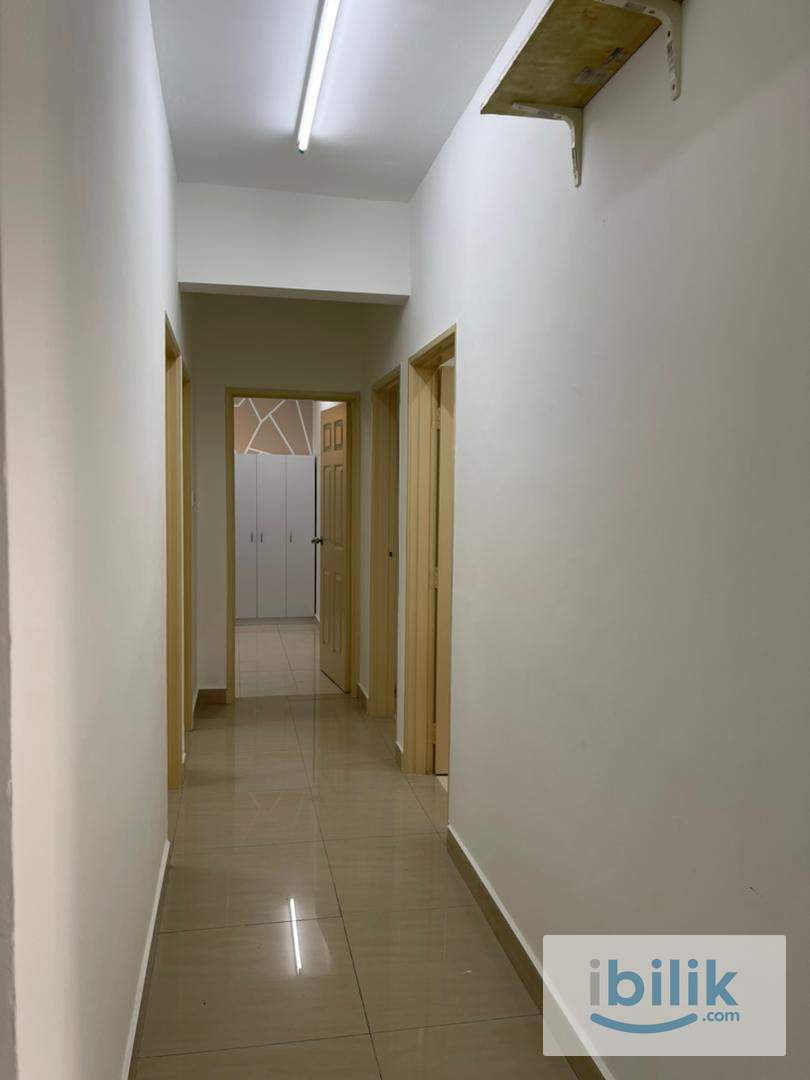 Cozy room for Rent/ Fully furnished/ Wifi - Image 3