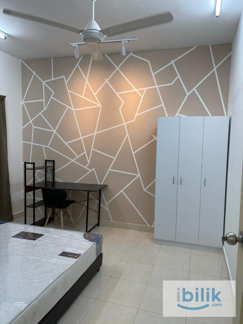 Fully furnished room/ Wifi/ Cleaning include - Image 1