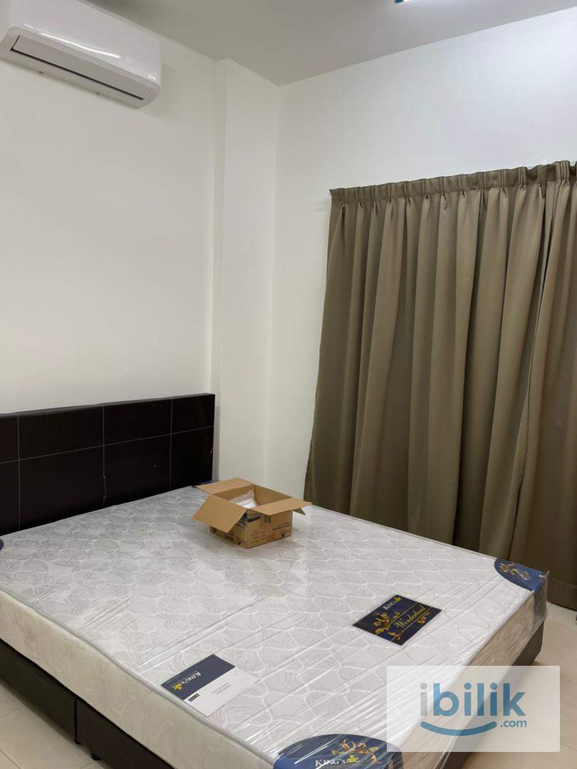 Fully furnished room/ Wifi/ Cleaning include - Image 2