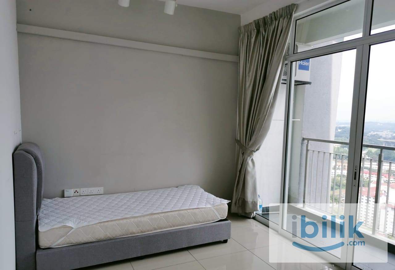 Female Balcony Room Available At Puncak 7 Residence, Seksyen 7 Shah Alam - Image 2