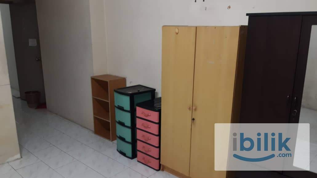 13A - MASTER ROOM - Image 2