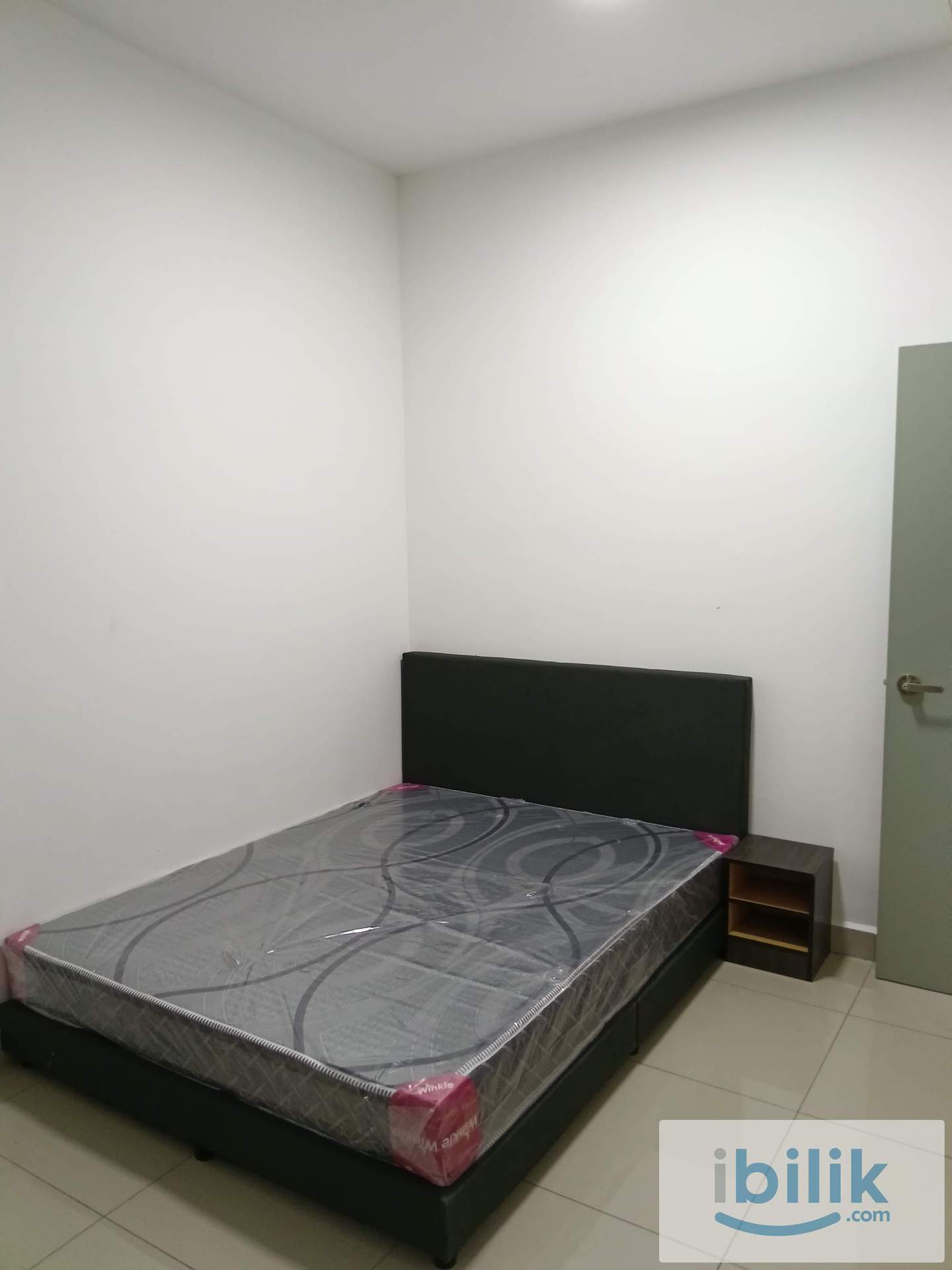 Ayera Residences room for rent - Image 2