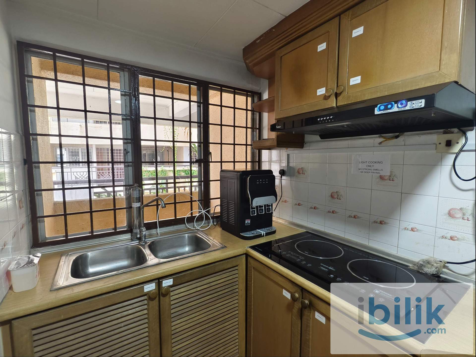 Master Room(Fully Furnished) at Shang Villa, Kelana Jaya, Petaling Jaya. - Image 10