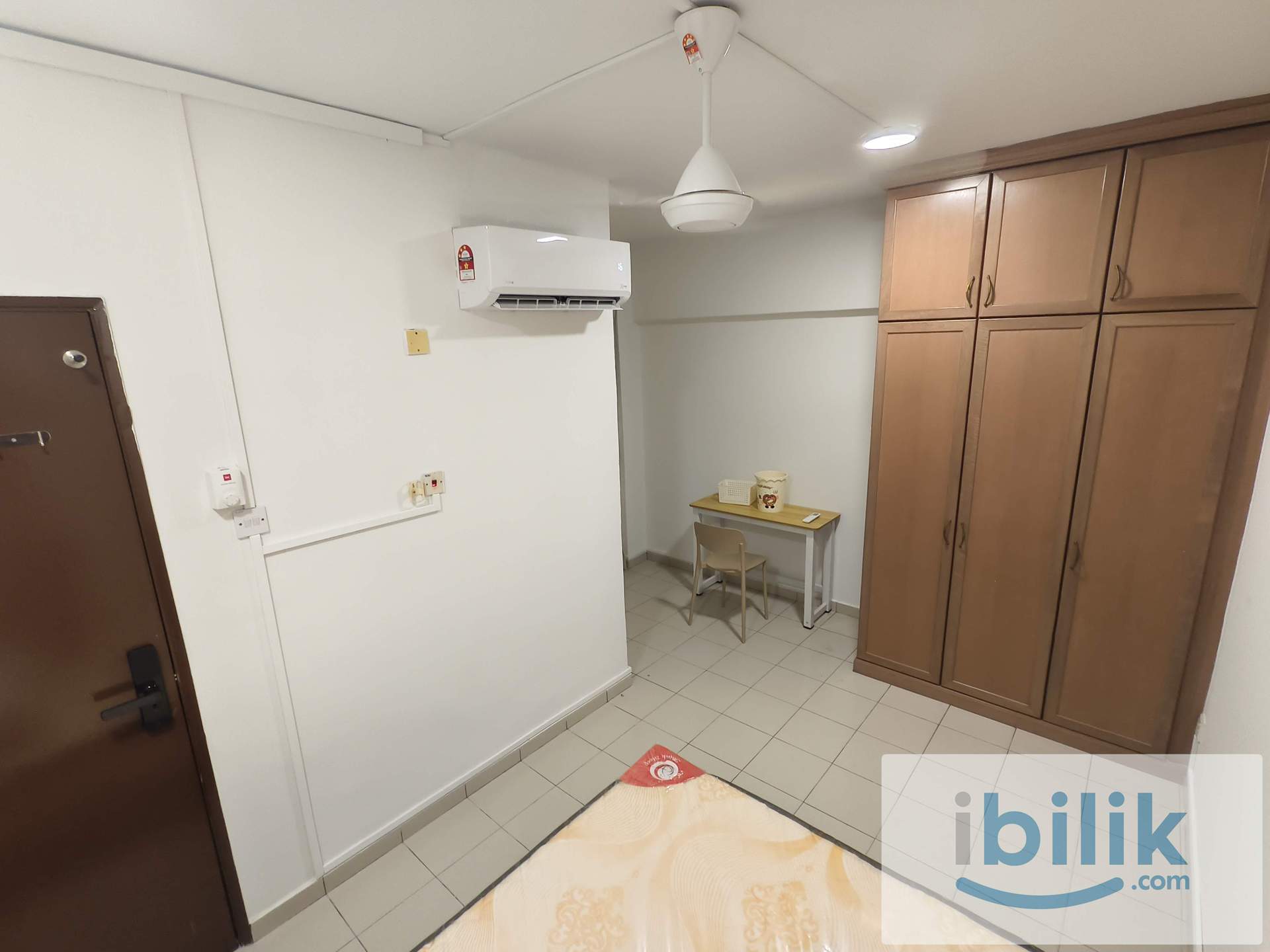 Middle Room(Fully Furnished) at Shang Villa, Kelana Jaya, Petaling Jaya. - Image 3