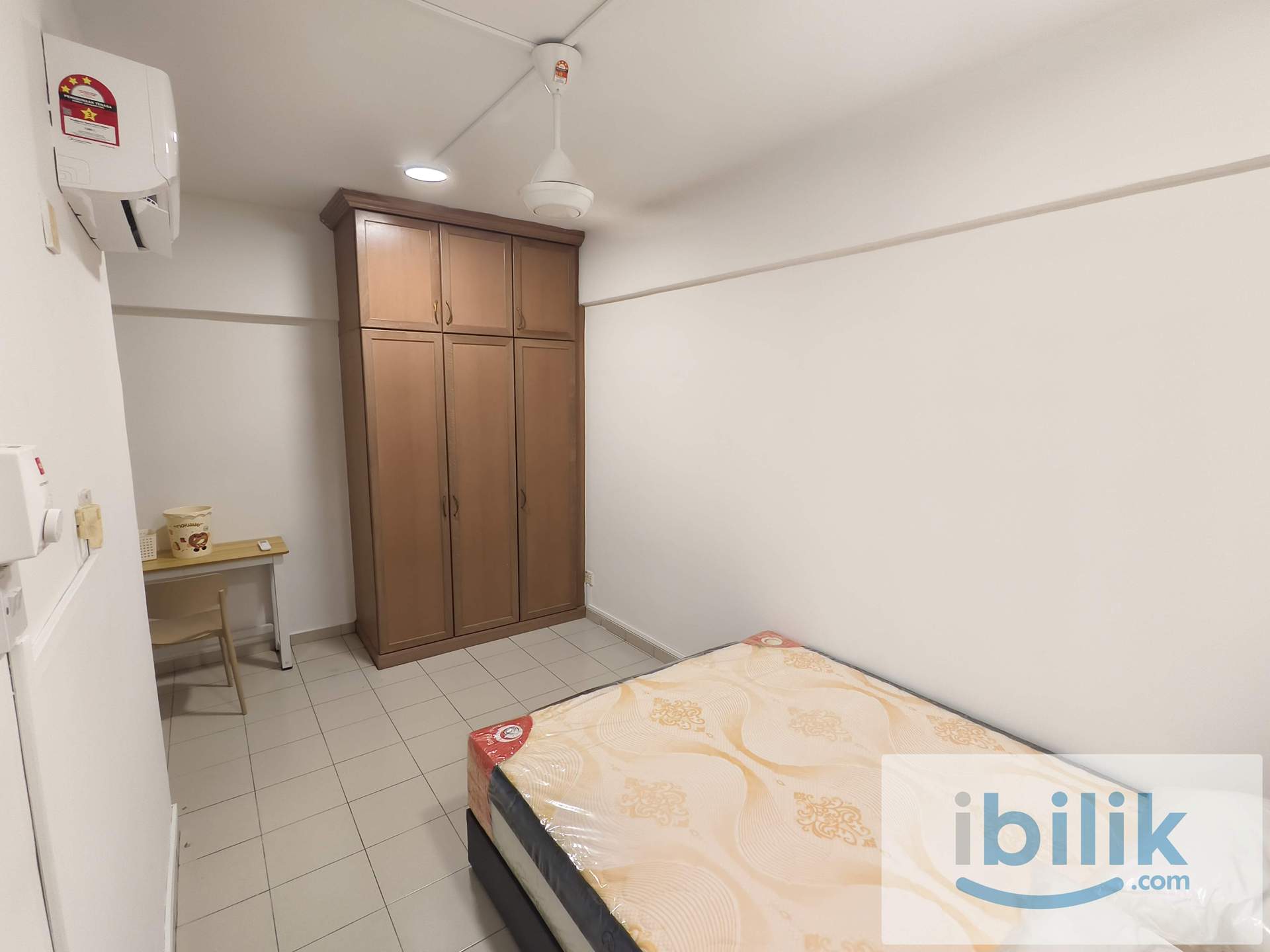 Middle Room(Fully Furnished) at Shang Villa, Kelana Jaya, Petaling Jaya. - Image 4