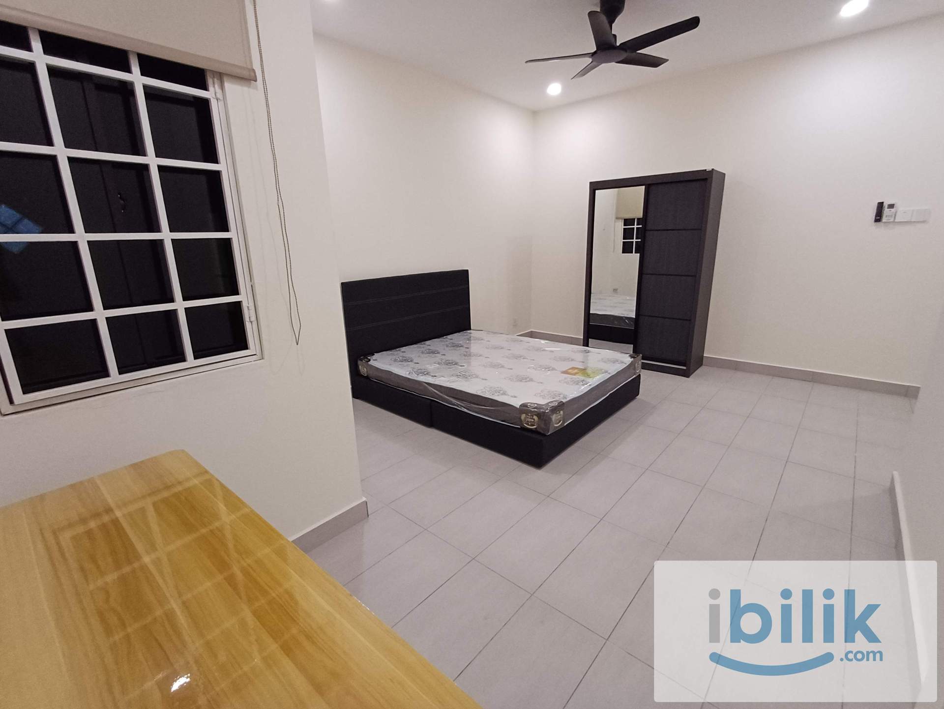 Master bedroom Taman Kingfisher 2 - Image 2