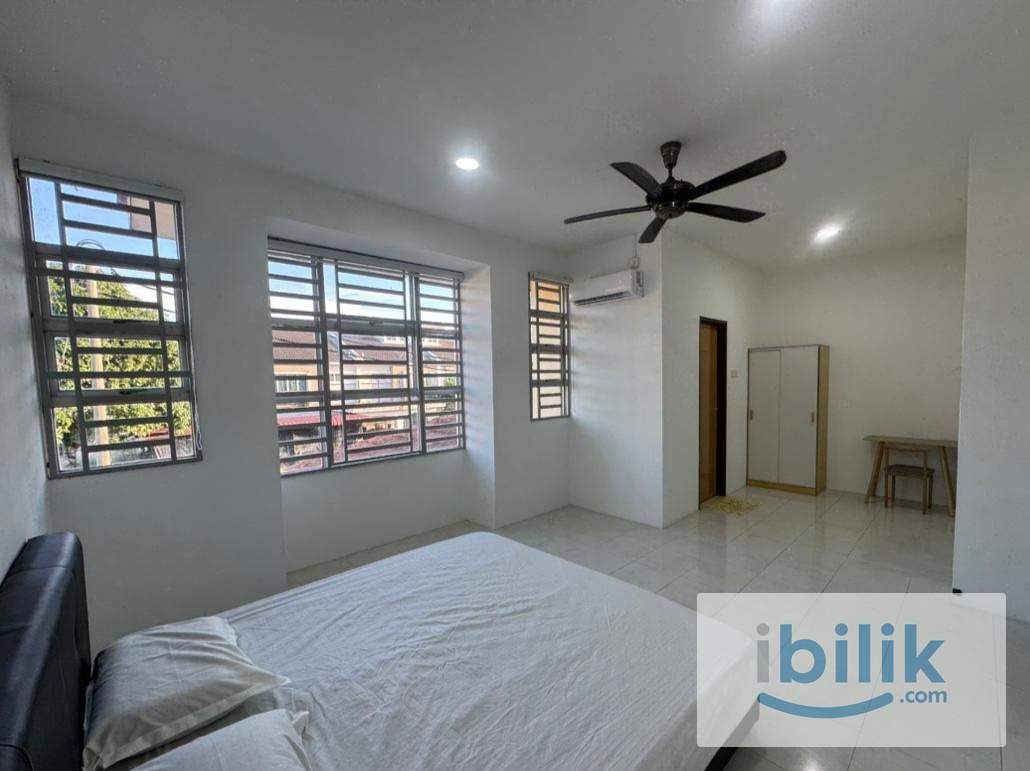 Aircond Bill Included At Batu Kawan (Female Muslim Unit Only) - Image 1
