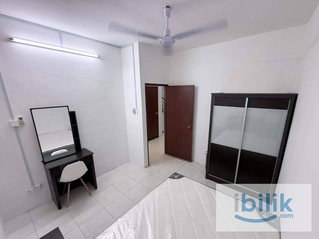 Aircond Bill Included At Batu Kawan (Female Muslim Unit Only) - Image 3