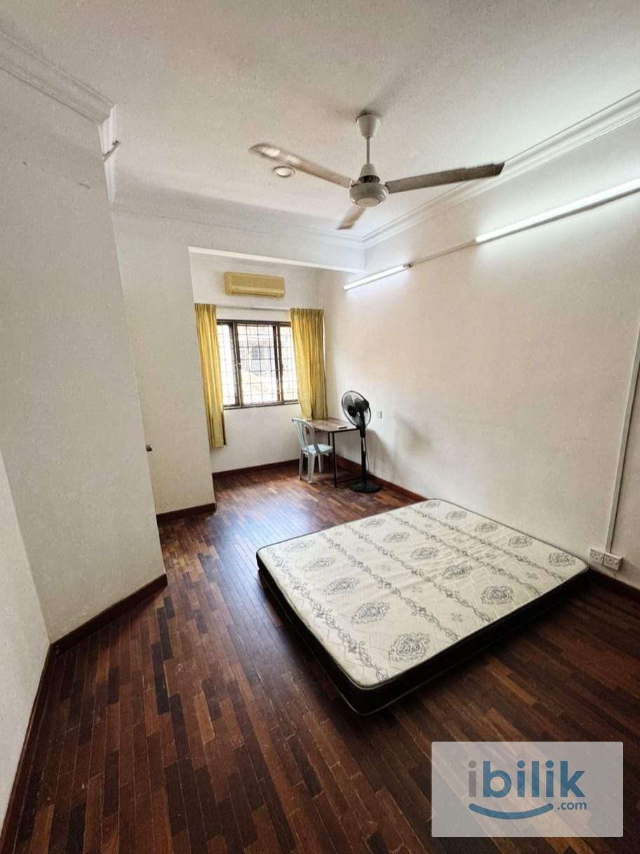 Room for rent at Bandar Utama, Petaling Jaya.  - Image 1