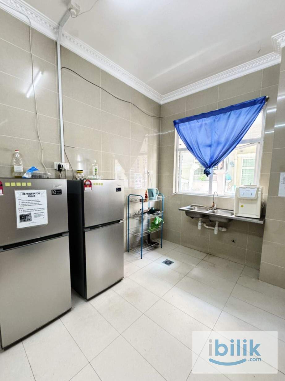 Master Room with Private Bathroom – Suitable for Couple / 2 Pax （Setia#15） - Image 4