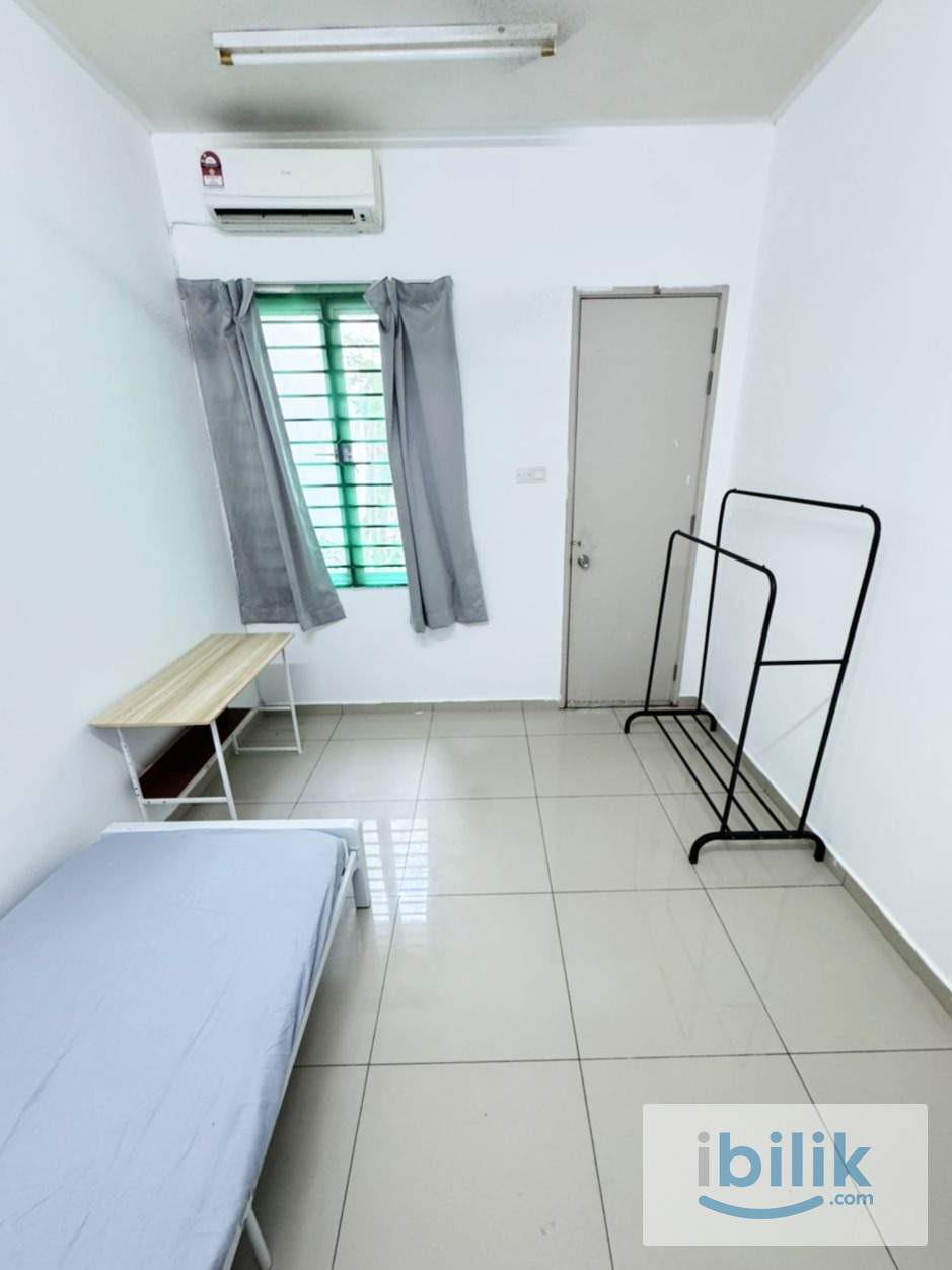 Single Room (Shared Bathroom) – Bandar Botanic, Klang - Image 1