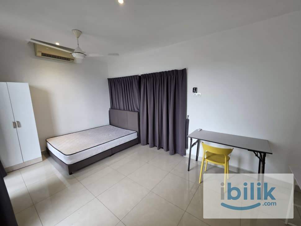 MASTER ROOM FOR FEMALE IN SHAH ALAM - Image 1