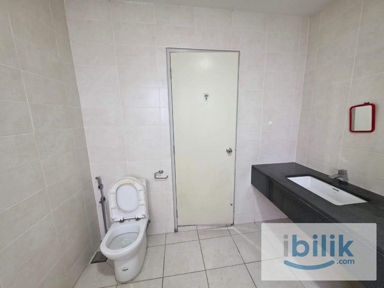 MASTER ROOM  WITH PRIVATE TOILET - Image 4