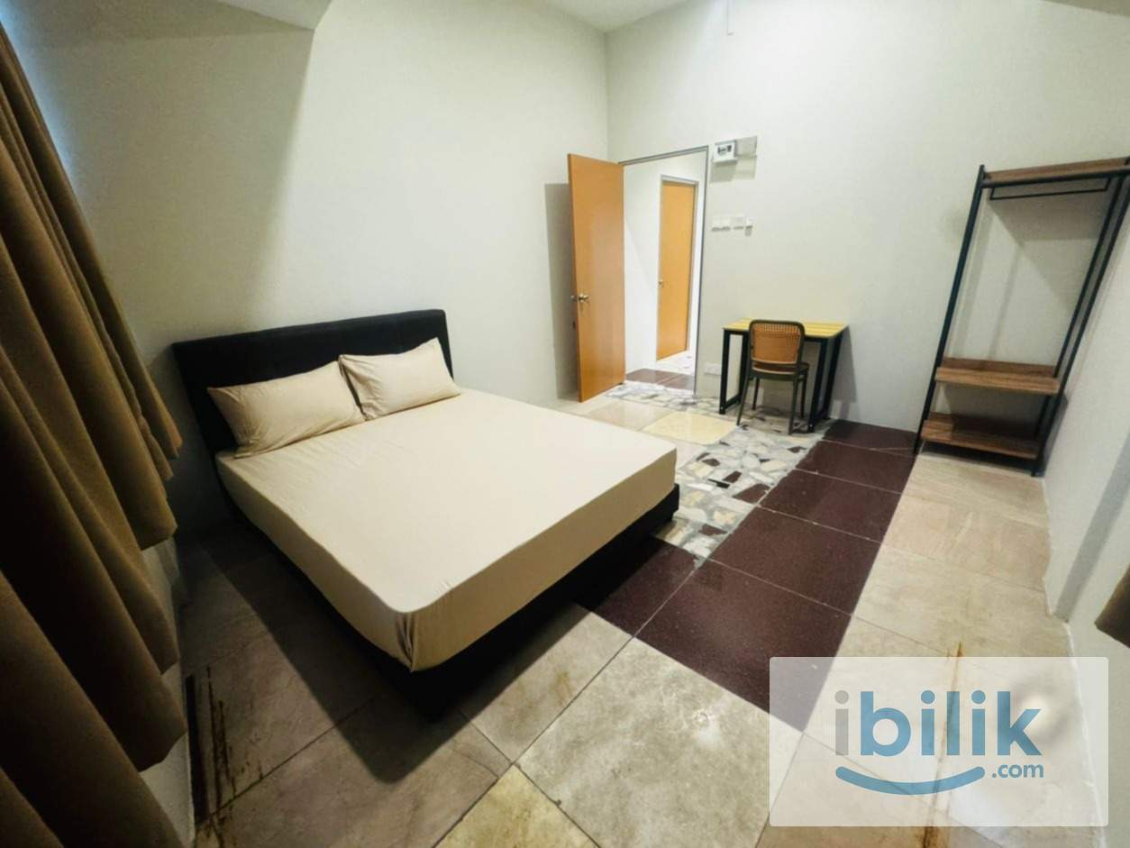 HOTEL SENIMAN - COUPLE UNIT  - Image 2