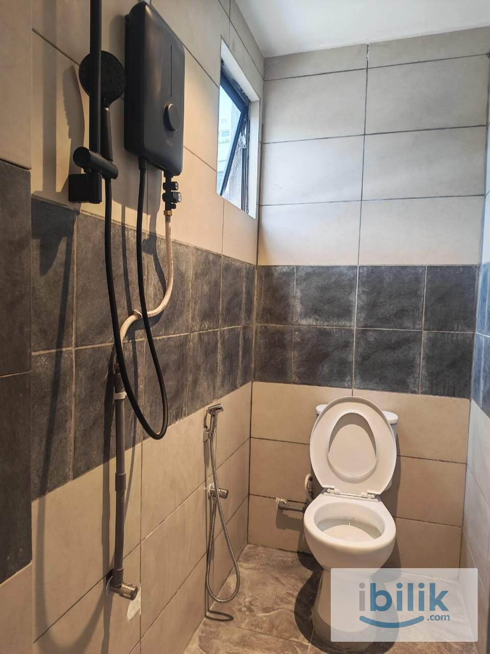 HOTEL SENIMAN - COUPLE UNIT  - Image 10