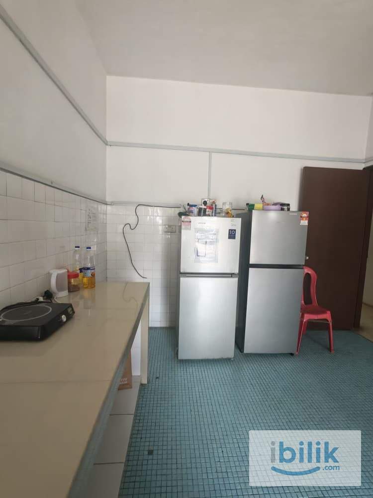 COUPLE ROOM NEAR SEPUTEH KTM l BUKIT DESA KL  - Image 5