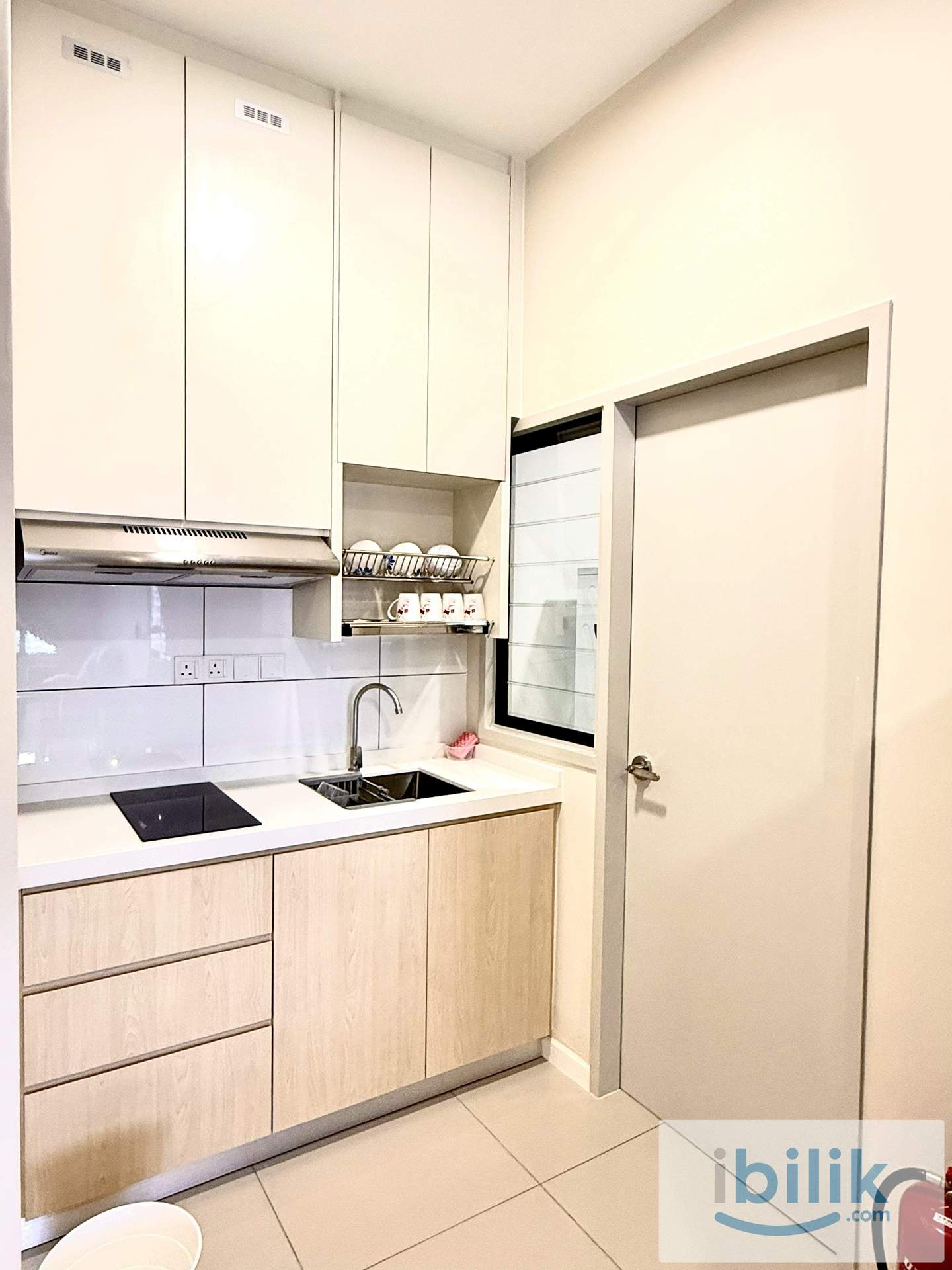Modern Co-Living Middle Room @ Savvy Riana Dutamas | Immediate Move-In - Image 6