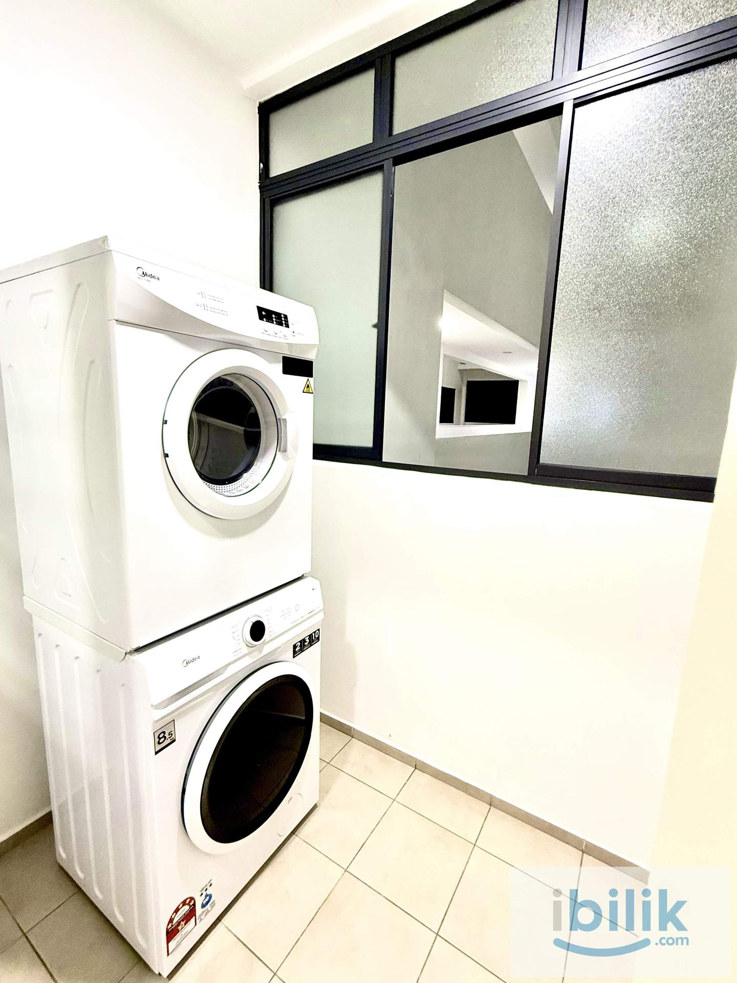 Modern Co-Living Middle Room @ Savvy Riana Dutamas | Immediate Move-In - Image 7