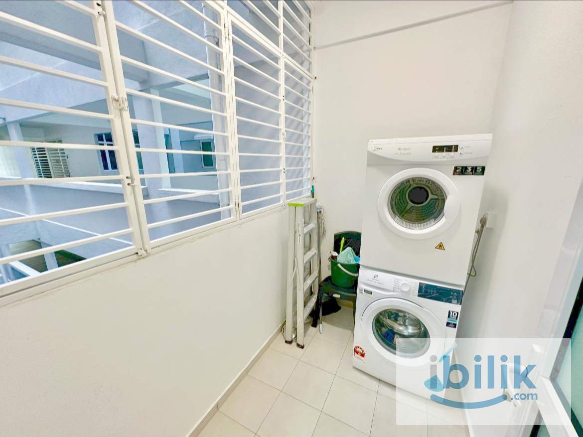 Imperial Grande @ Sungai Ara - Medium Room  - Image 3