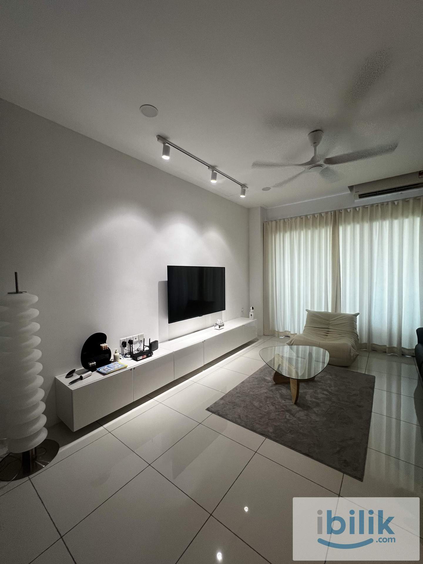 🌿 Middle Room @ Begonia Villa, Simpang Ampat 📍 Gated & Guarded Community - Image 7