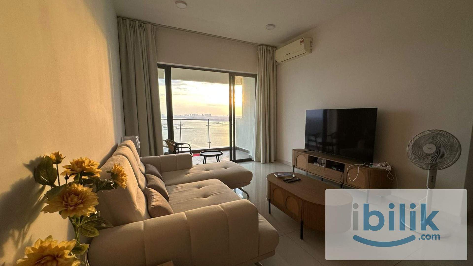 Sea View Room, NEAR CIQ, COUNTRY GARDEN DANGA BAY  ,  - Image 2