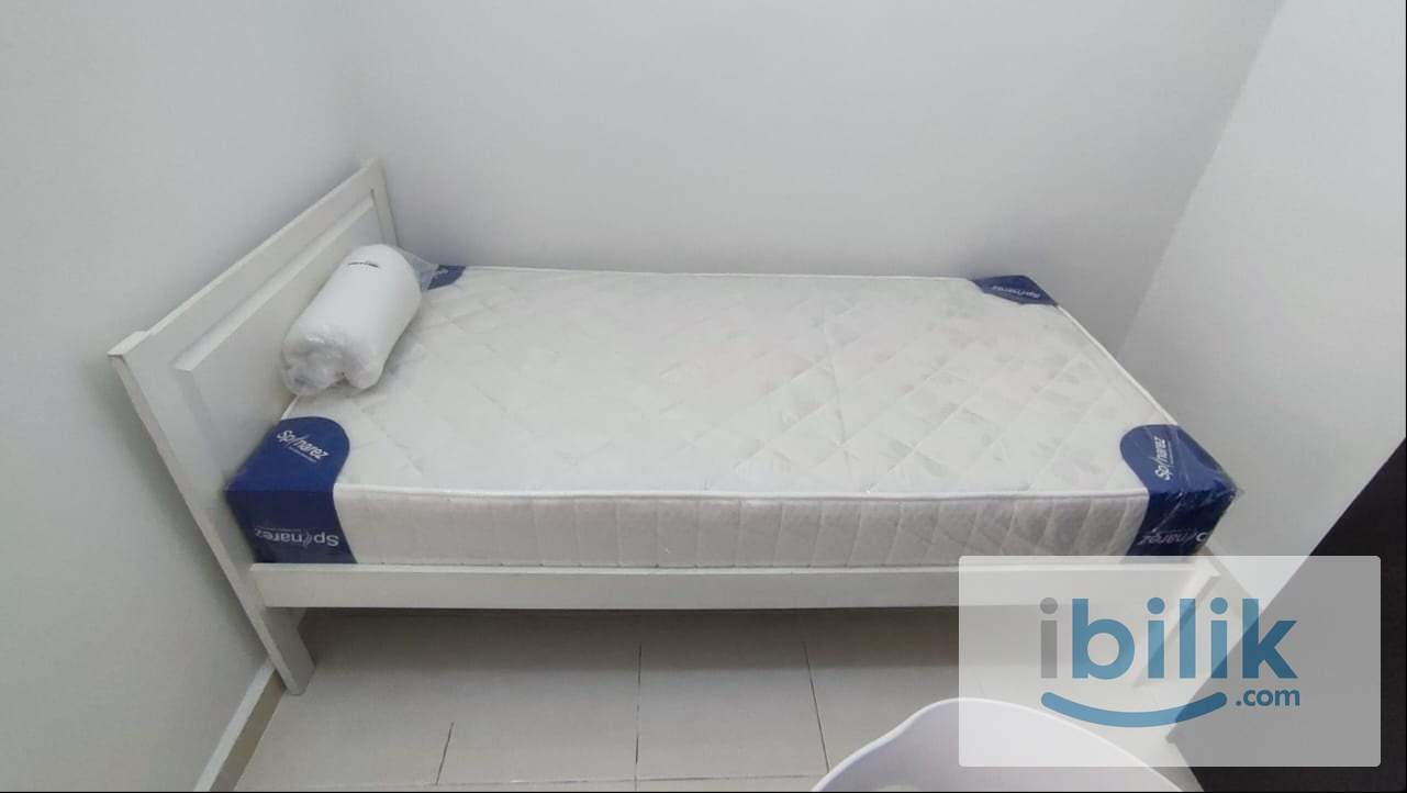 free utilities Single Female furnished room MRT - Image 7