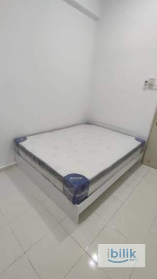 FREE UTILITIES FEMALE MEDIUM ROOM FURNISHED  - Image 5