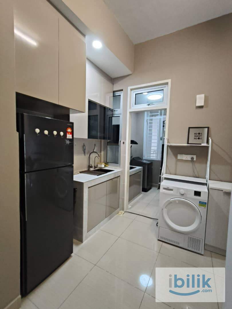 CIQ + 2nd Link - Medium Room FREE Aircond - Image 4