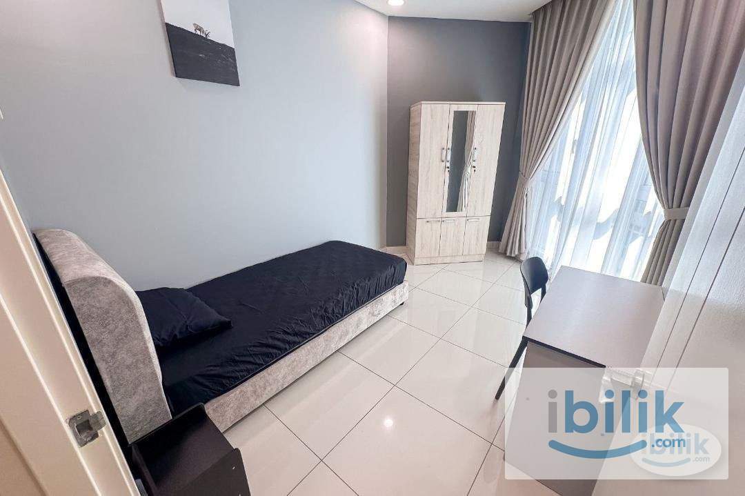 CIQ + 2nd Link - Single Room FREE Aircond - Image 1
