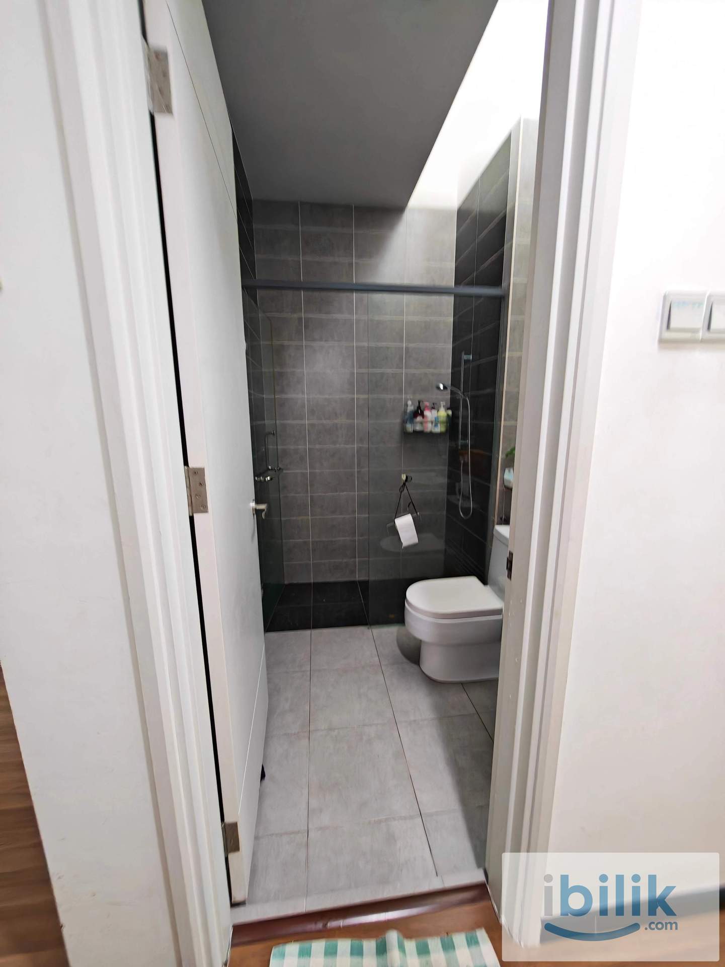 Homely Room  - Image 4