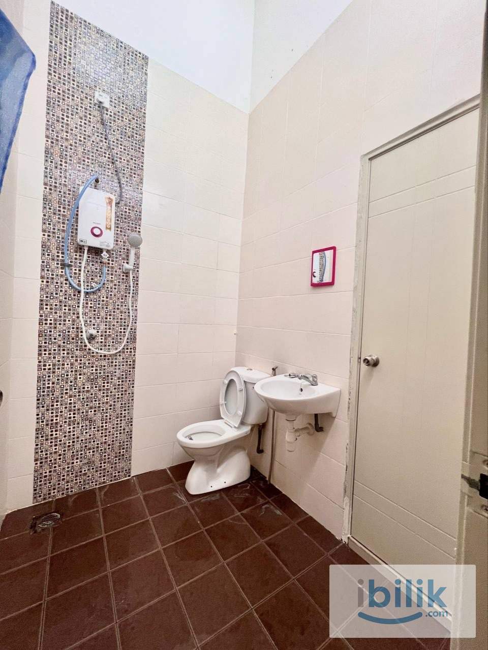 Bilik Sewa Room,Seremban 2,Up Town,Palmmall,Gateway,Aeon,UiTM,Hospital Seremban,UCSI,Sendayan,Merchant Square - Image 8