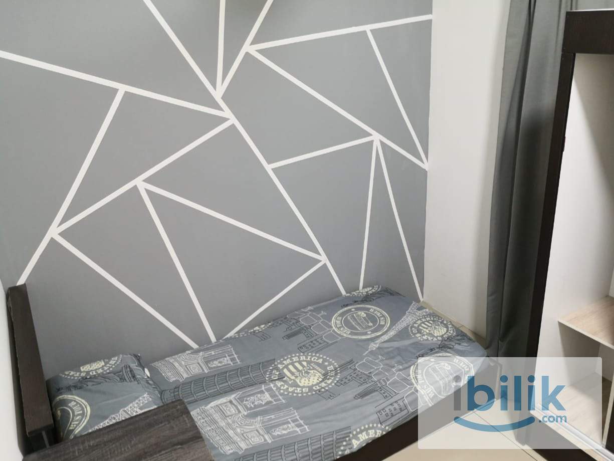 Single Room @PACIFIC PLACE, Ara Damansara | 5min walk to LRT Ara Damansara🚶 - Image 1