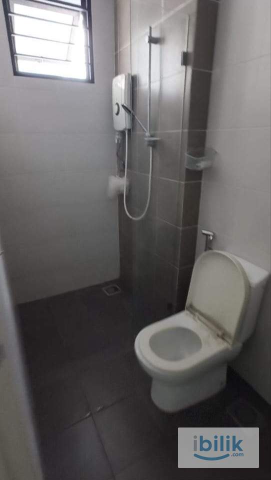 Single Room FOR RENT @D'Sands Residences, Old Klang Rd | 5min walk to KTM Petaling Station🚶 - Image 4