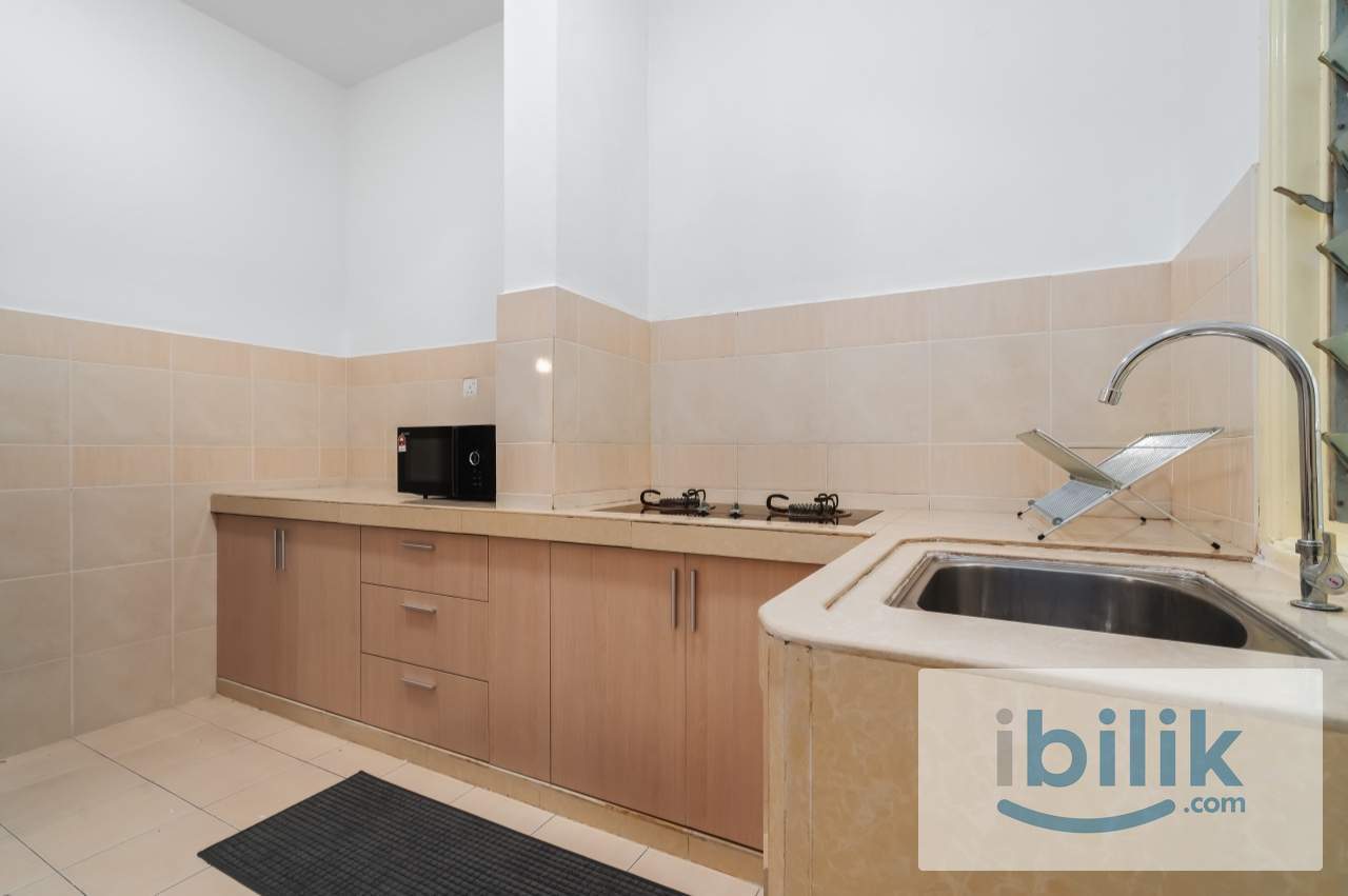 SMALL ROOM EXCLUSIVE FULLY FURNISHED AT KRISTAL HEIGHTS  - Image 4