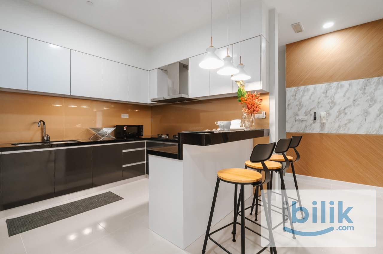 PREMIUM MEDIUM ROOM FULLY FURNISHED AZURE RESIDENCES - Image 4