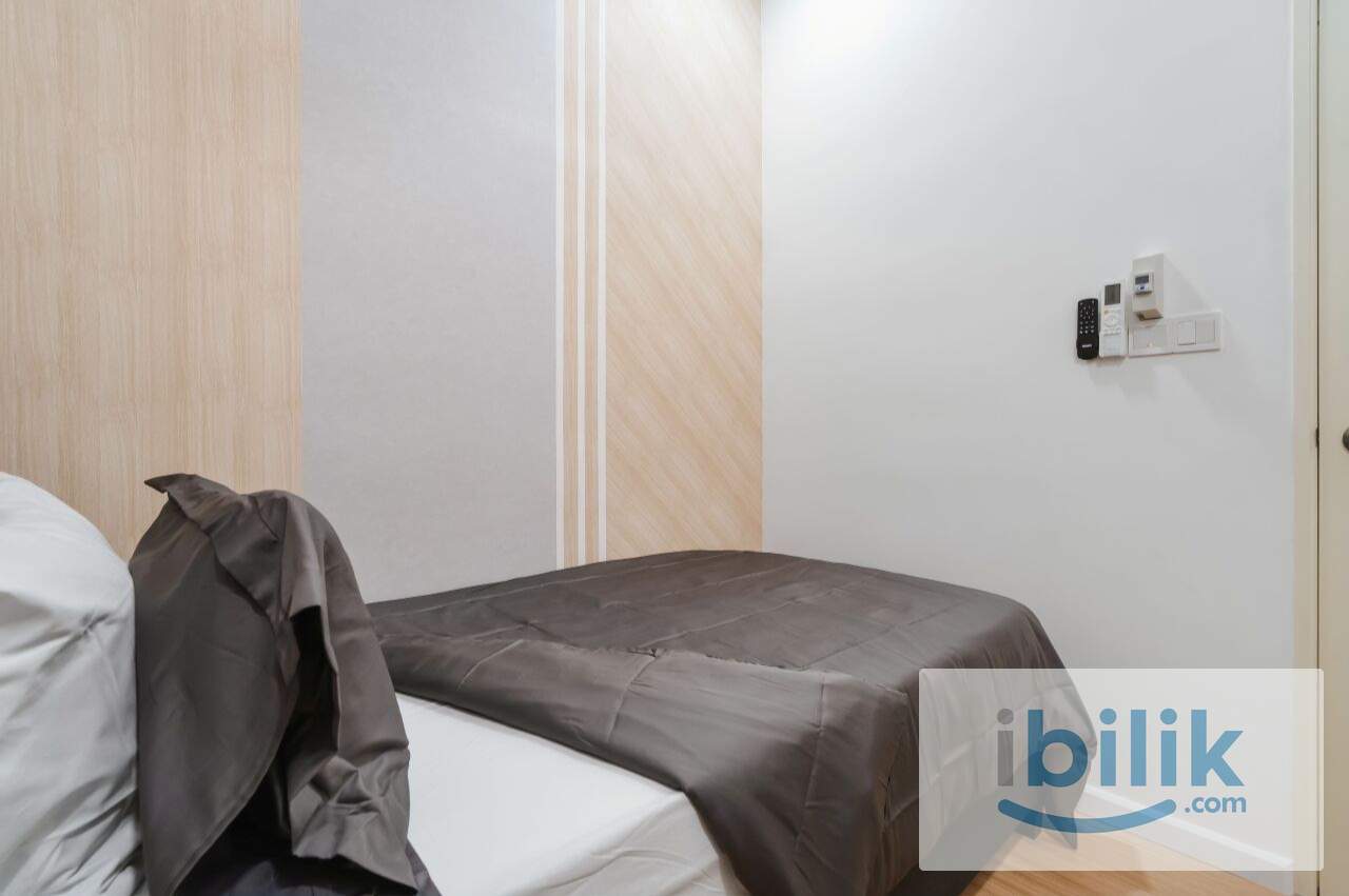EXCLUSIVE SMALL ROOM FULLY FURNISHED TUAN LEGACY 2 - Image 2