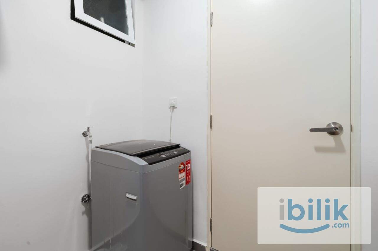 EXCLUSIVE SMALL ROOM FULLY FURNISHED TUAN LEGACY 2 - Image 5