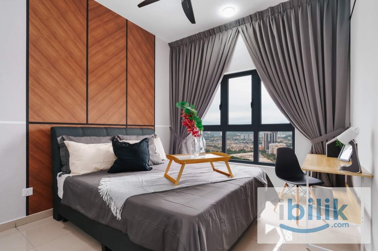 MASTER ROOM EXCLUSIVE FULLY FURNISHED AT SKY AWANI - Image 1