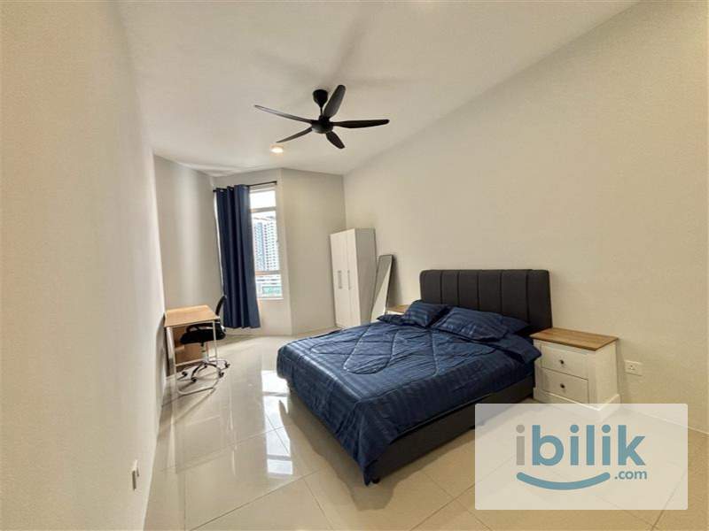 Master Bedroom - Image 1