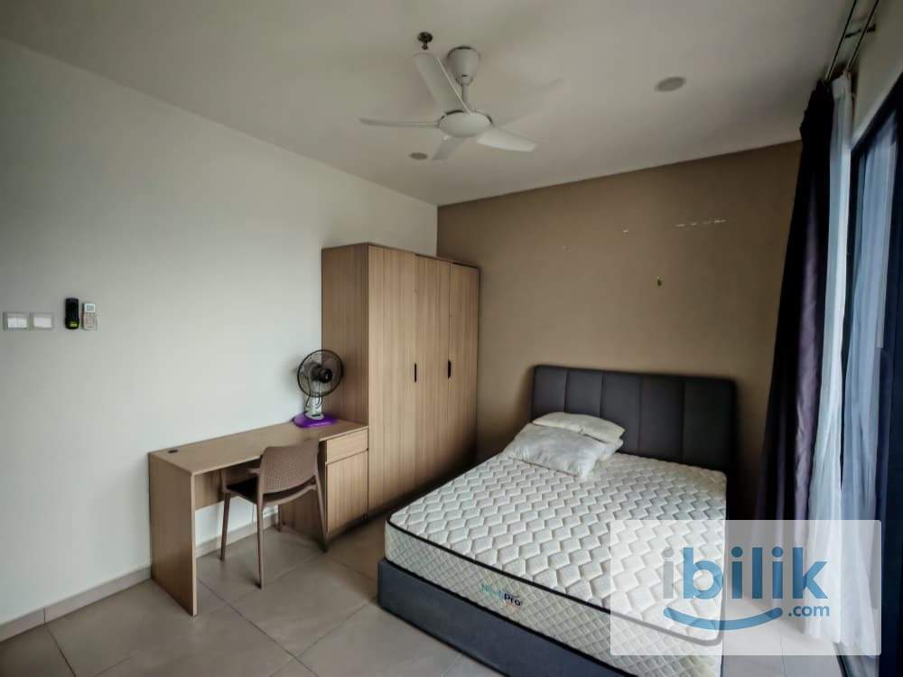 Medium Room - Image 1