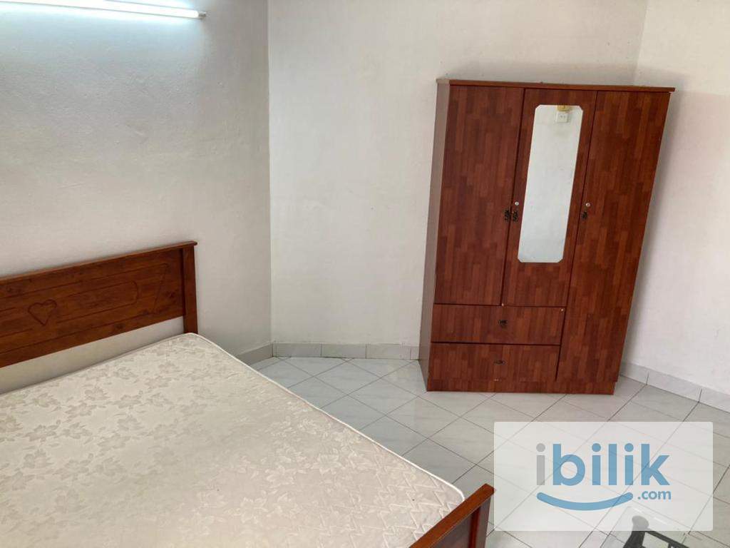 Middle room with fully furnish-Monthly RM500.00 - Image 4
