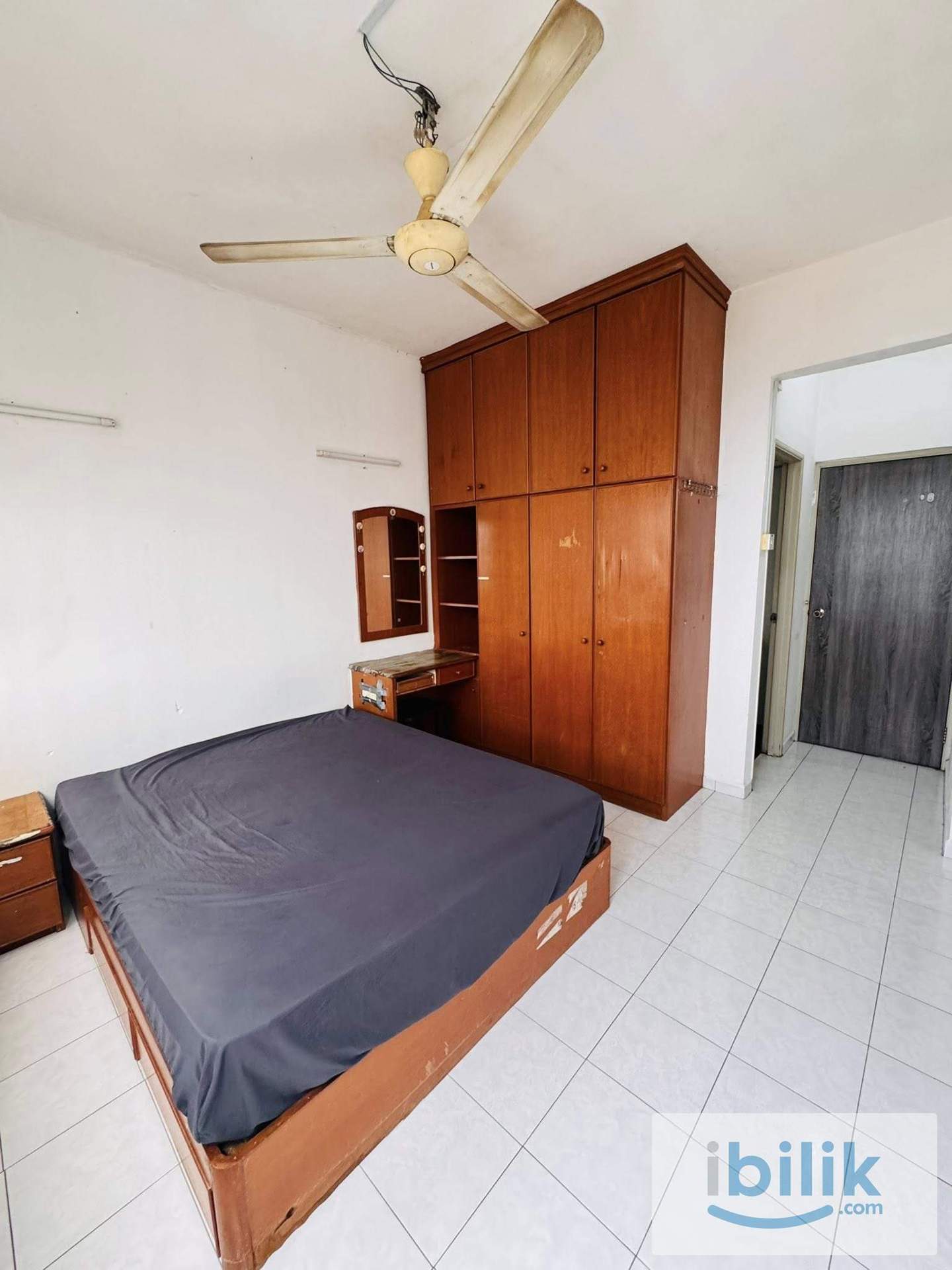 Master room (Male unit) - Image 1