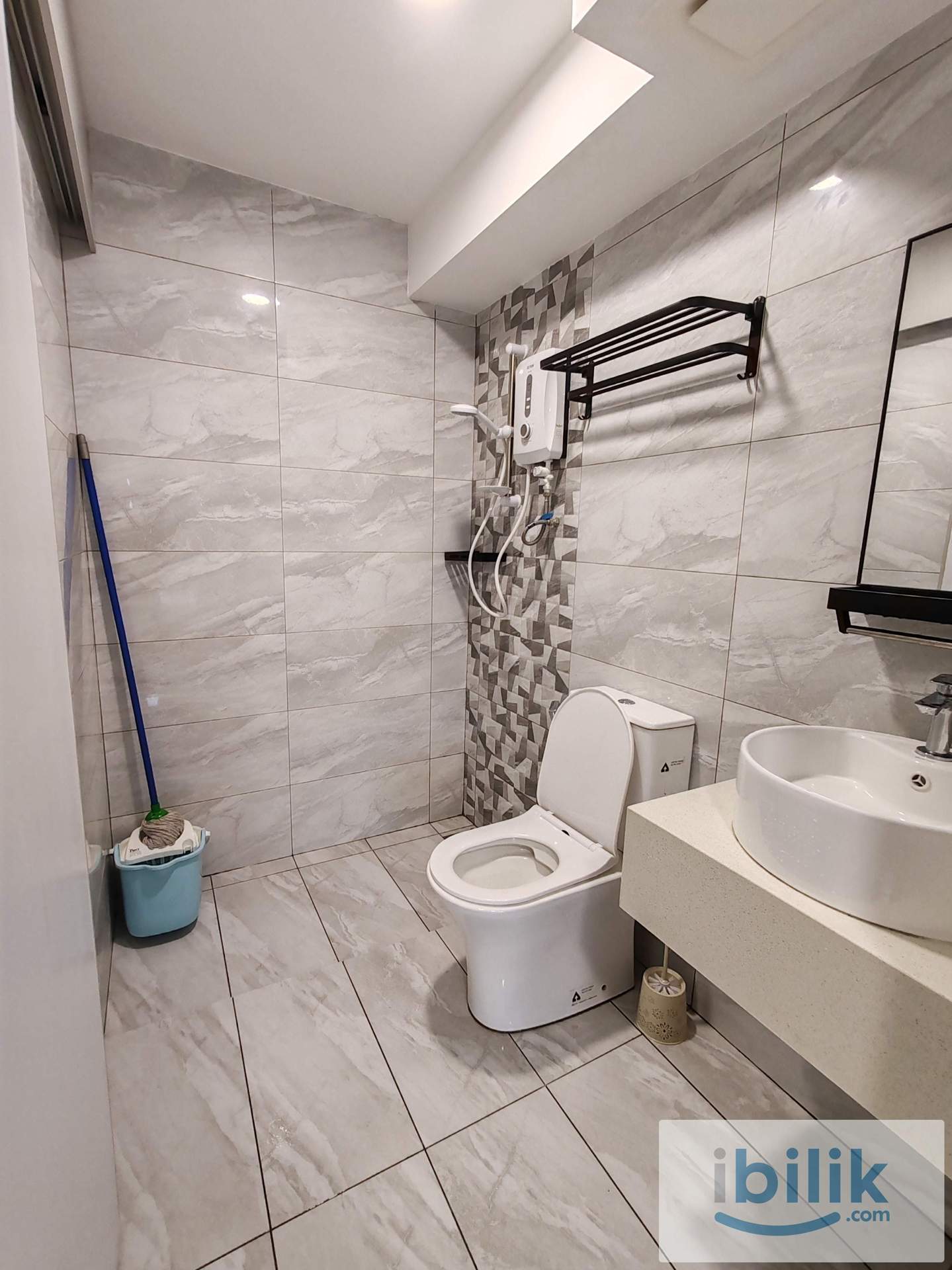 🛏️🛁 Master Room | with Bathroom | Full Furnish | Free Utilities | FREE WiFi | Arte Cheras  - Image 3